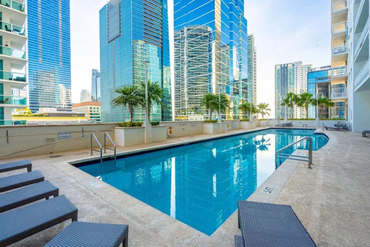 Miami Vice Oceanfront Sky Villa Buitenkant foto